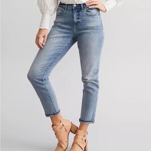 Willow and Root | Curvy Mom Jean - Buckle Exclusive. Size 32, 28 inseam.